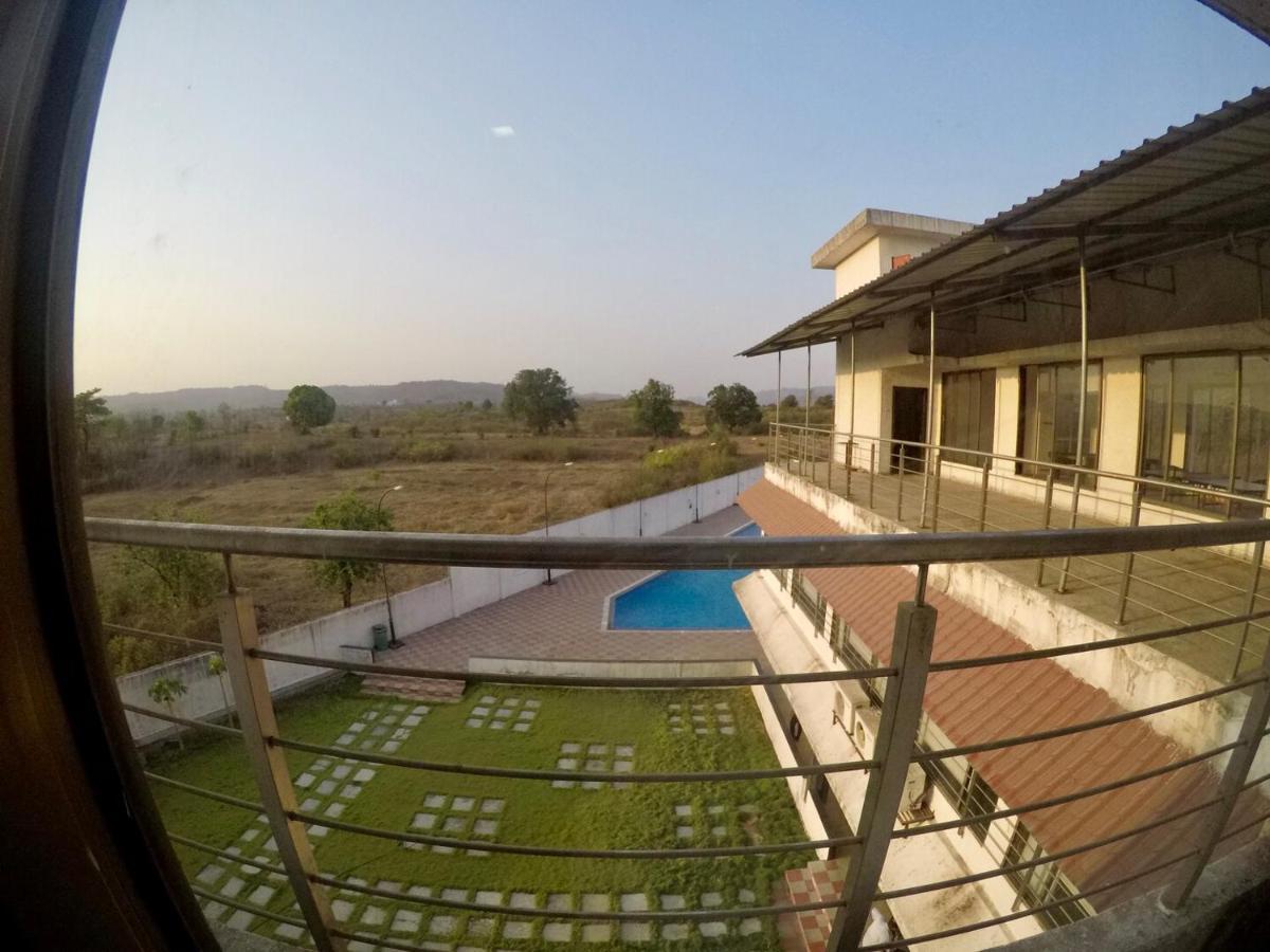 Marigold Stay Jambhulpāda Dış mekan fotoğraf